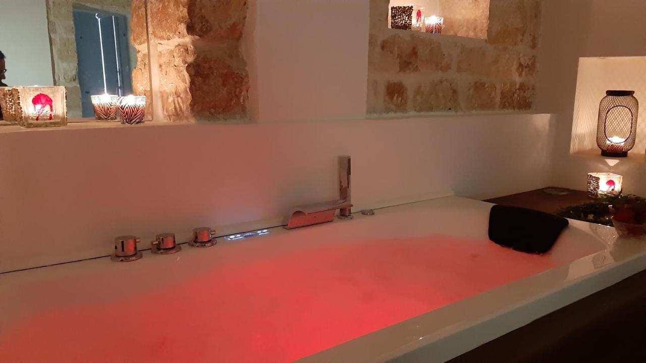 Dimora Ducabianco Bed and Breakfast Monopoli Exterior foto